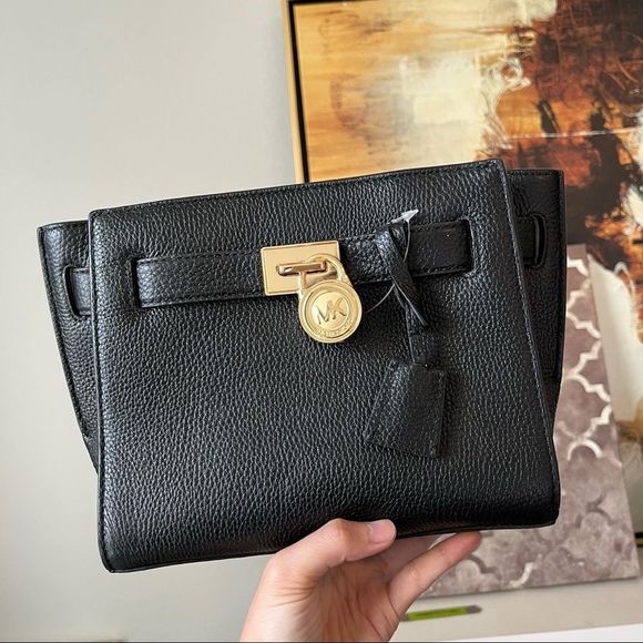 NWT Michael Kors Hamilton traveler crossbody in black - Picture 1 of 7